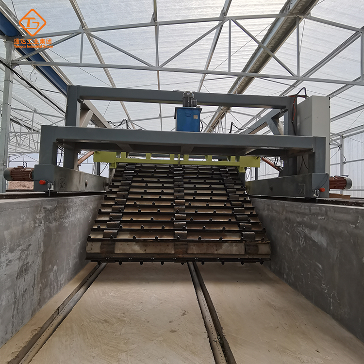 豬糞發(fā)酵有機肥配套設備及工藝流程 豬糞發(fā)酵有機肥配套設備及工藝流程